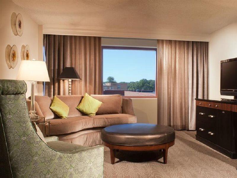 Omni Charlottesville Hotel מראה חיצוני תמונה